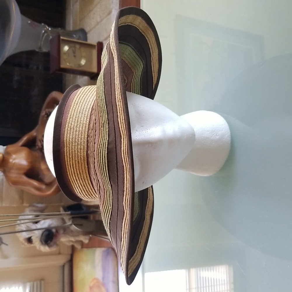 Attitudes Packable Visor Hat